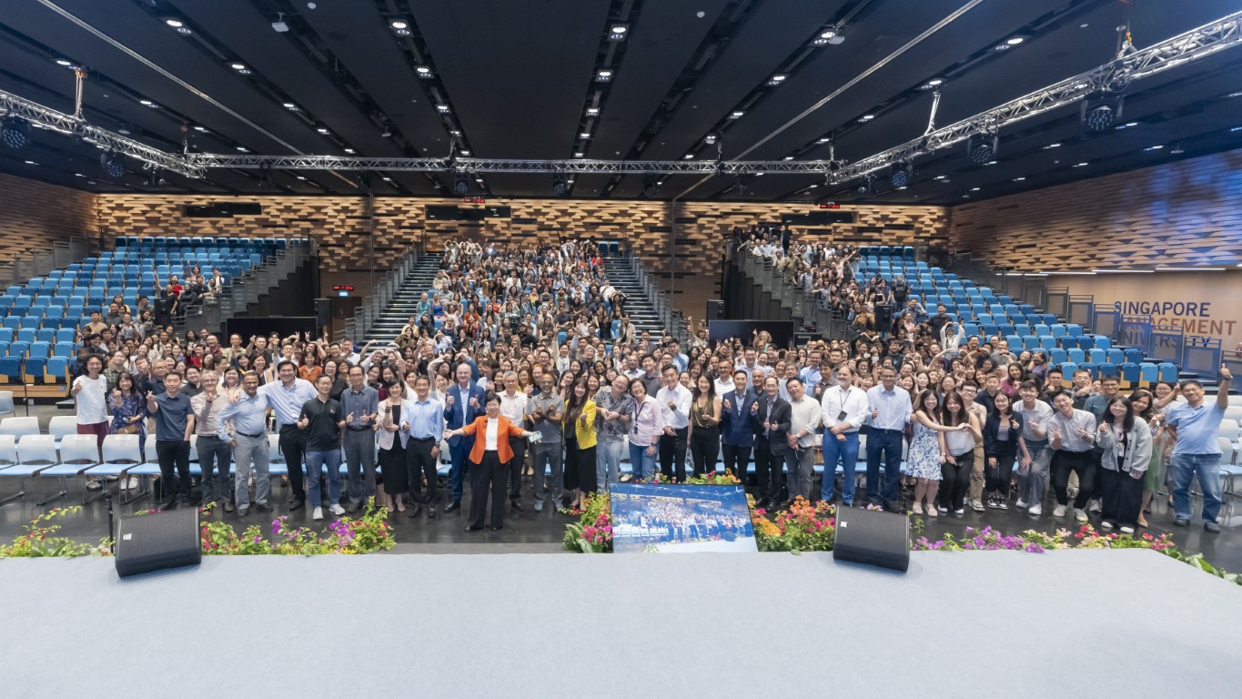 Prof Kong joined the audience in the hall for a wefie at the end of the Address.