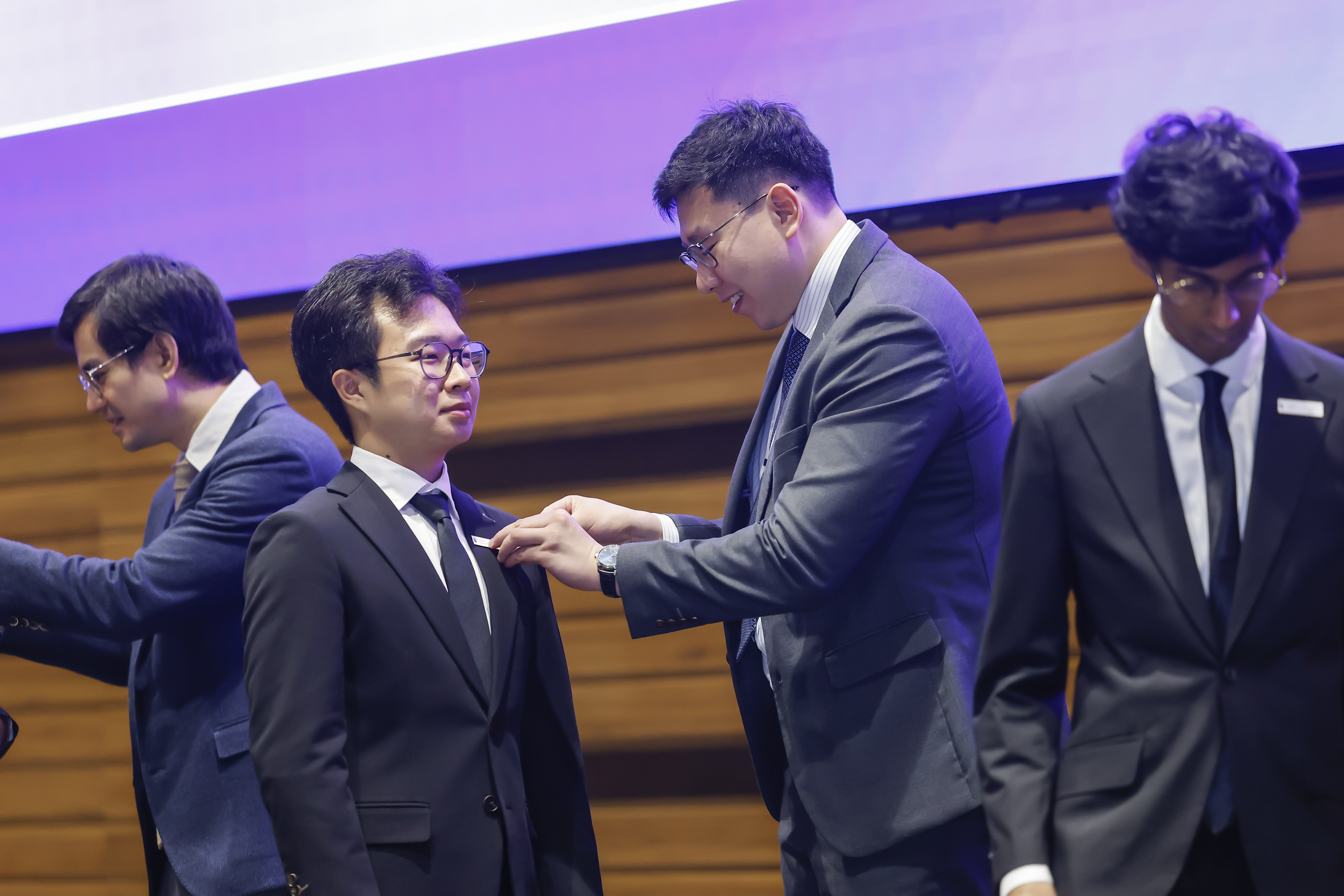 Badge-pinning ceremony: A momentous occasion for the law freshmen at SMU Yong Pung How School of Law.
