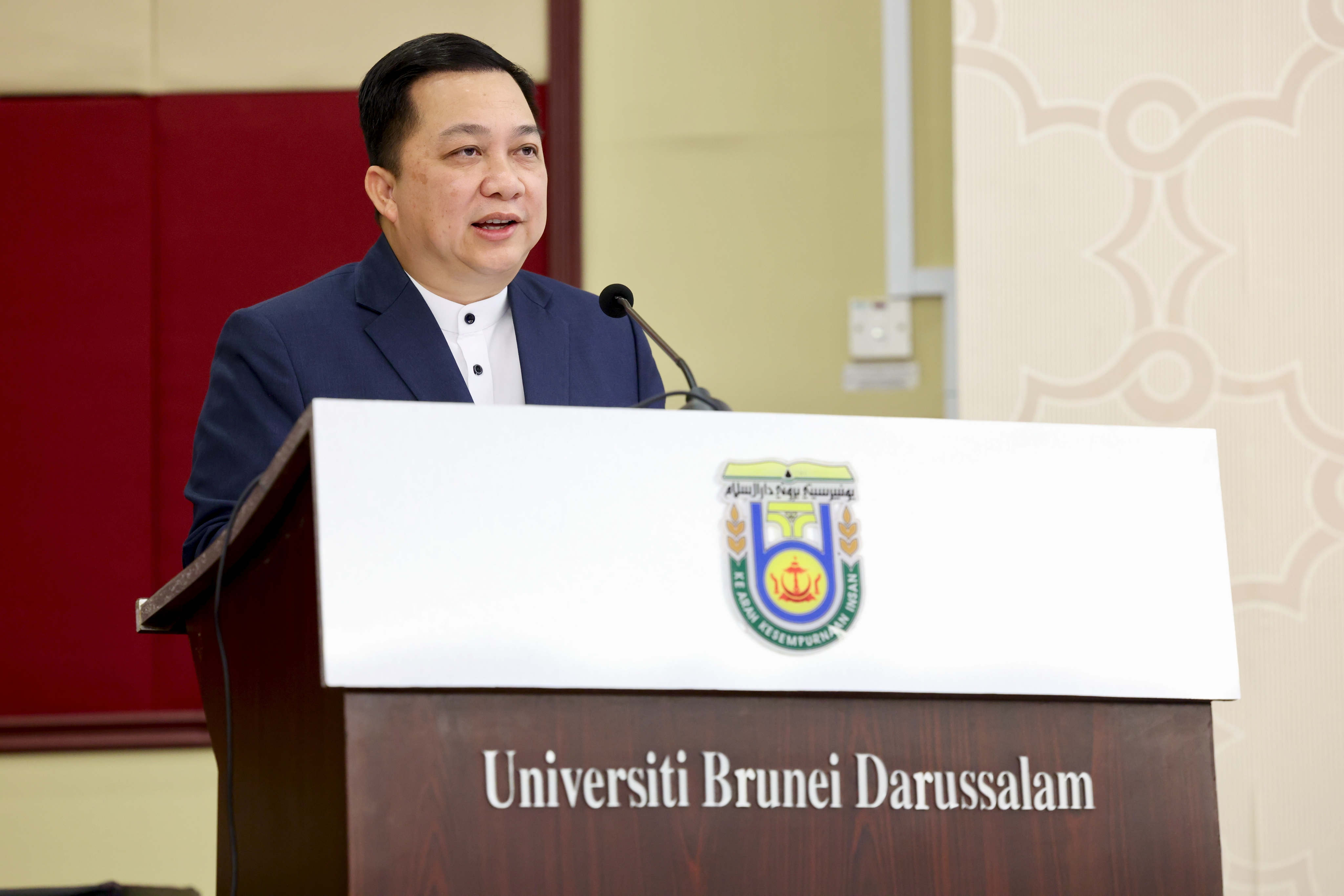 Professor Noor Azam, Deputy Vice Chancellor of Universiti Brunei Darussalam, underscored the role of ASEAN universities in advancing ethical and human-centred approaches to AI-enabled education during his opening address.