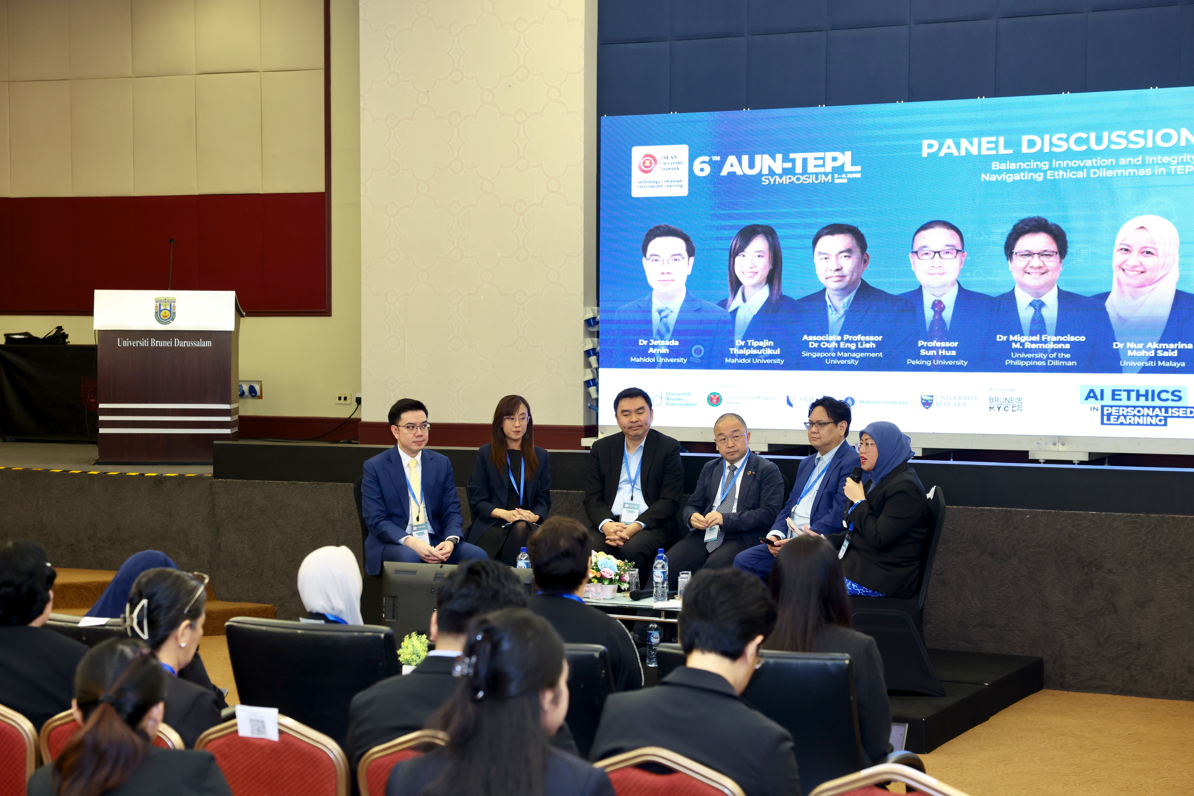 A panel comprising representatives from AUN-TEPL co-lead universities including Associate Professor Ouh Eng Lieh from School of Computing and Information Systems, SMU shared insights on how higher education institutions can balance innovation and ethics in advancing AI-enabled education.