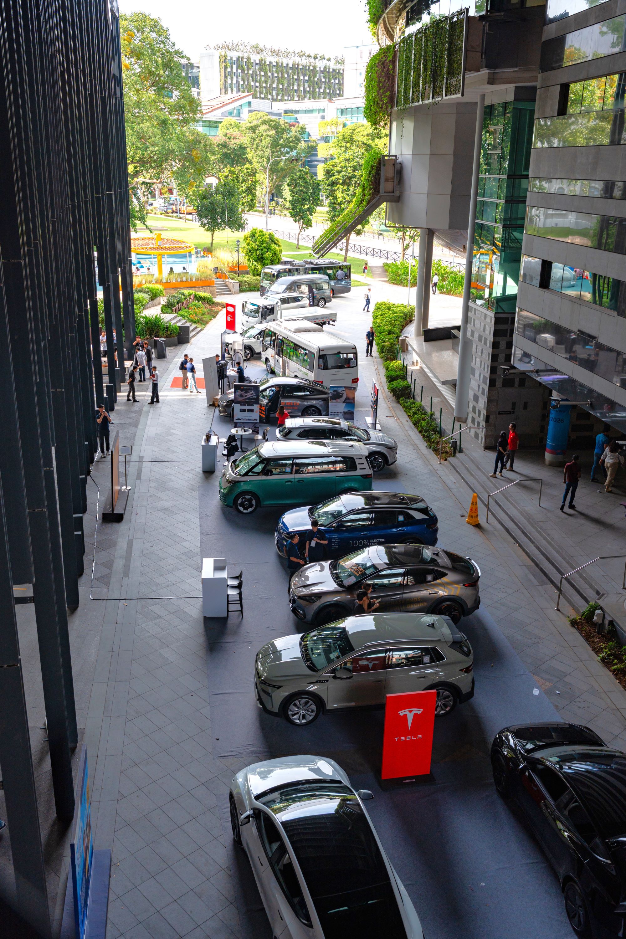EV showcase on SMU campus