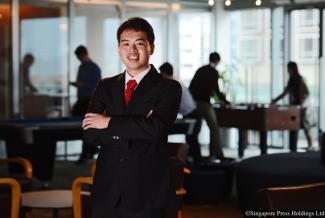 Student does his homework to invest