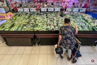 The study found that 20.3% of households considered to be unable to feed themselves in 2019, before the outbreak, had escaped hunger. PHOTO: Lianhe Zaobao