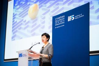 Professor Lily Kong delivering the final lecture in her capacity as 15th SR Nathan Fellow for the Study of Singapore.