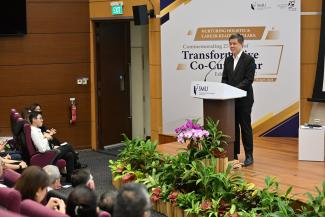 Minister for Education Mr Chan Chun Sing delivered an energising keynote speech at SMU’s Co-Curricular Symposium 2025