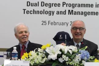 SMU President Prof Arnoud De Meyer (right) with SUTD President Prof Thomas L. Magnanti (left) at the launch ceremony for the SUTD-SMU Dual Degree Programme in Technology & Management.