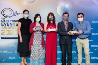 From L-R: Staff from the Office of Corporate Communications and Marketing - Tay Inn-Shan, Jenny Tang, Grace Cheng, Ted Choo and Adriano Pastor with the three trophies at the Marketing Events Awards dinner on 2 Dec 2020