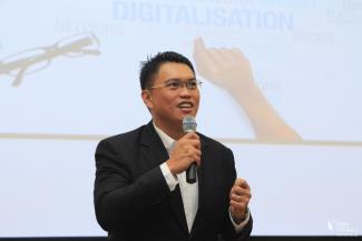 Mr Patrick Tay, Assistant Secretary-General, NTUC at the interactive dialogue session.