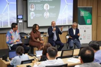 (L-R) Moderator SMU Professor of Urban Climate Winston Chow; Ms Damilola Ogunbiyi, the Special Representative of the UN Secretary-General, CEO for SEforALL, and Co-Chair of UN-Energy; SMU Chairman Piyush Gupta and Dr Rajiv B. Lall, Professorial Research Fellow at Singapore Green Finance Centre. (Jason Quah/ST)