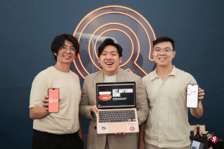 Quest的三名创办人蔡钦丰(左起)、周靖恒和吴玮恩经历了创业初期的跌跌撞撞,三人对彼此的了解更深入,友谊也更深厚。 (李冠卫摄)