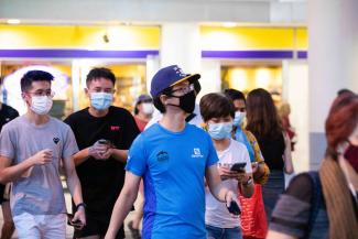 The writer urges the authorities to make mask-wearing rules clear, particularly for smokers and people speaking on their phones. TODAY ONLINE PHOTO: LLI NADHIRAH MANSOR